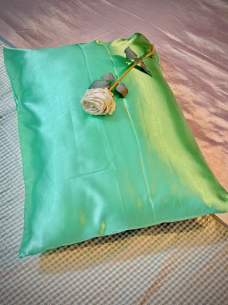 Satin silk pillowcase