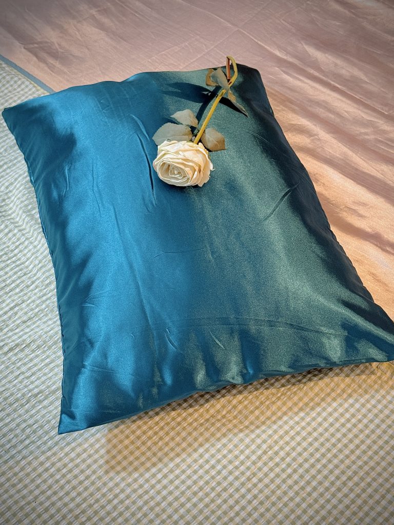Satin silk pillowcase