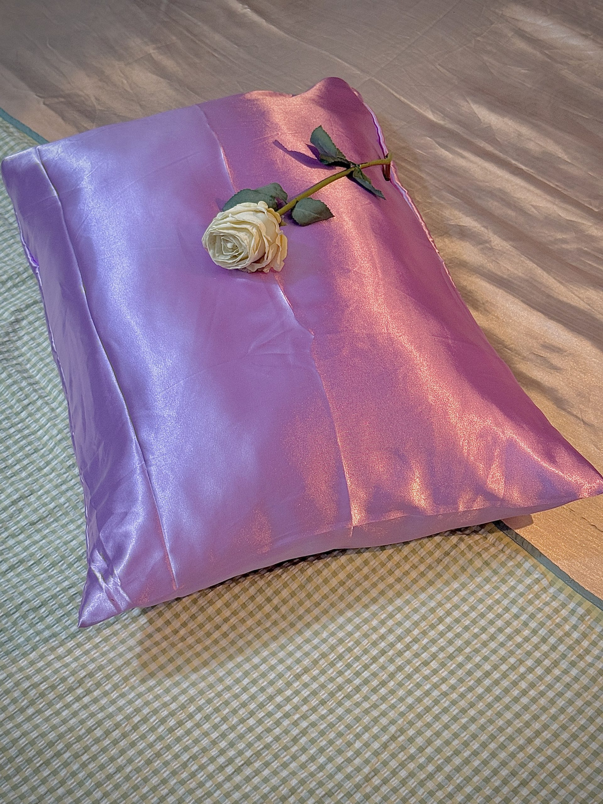 Satin silk pillowcase