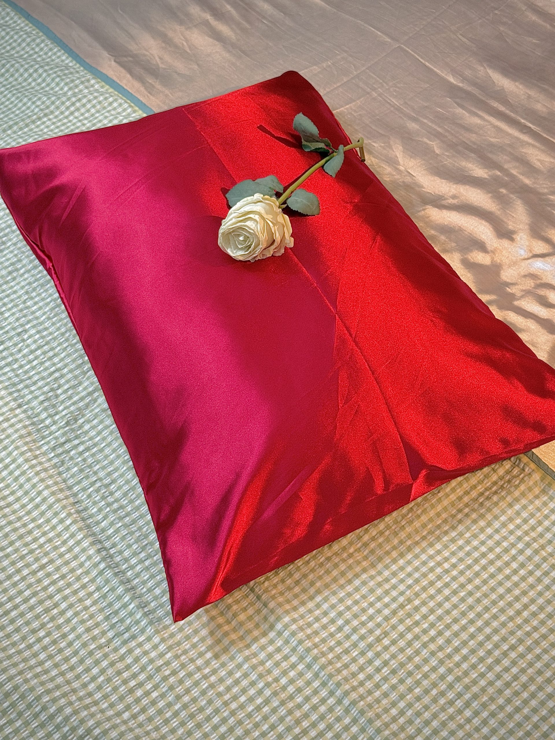Satin silk pillowcase