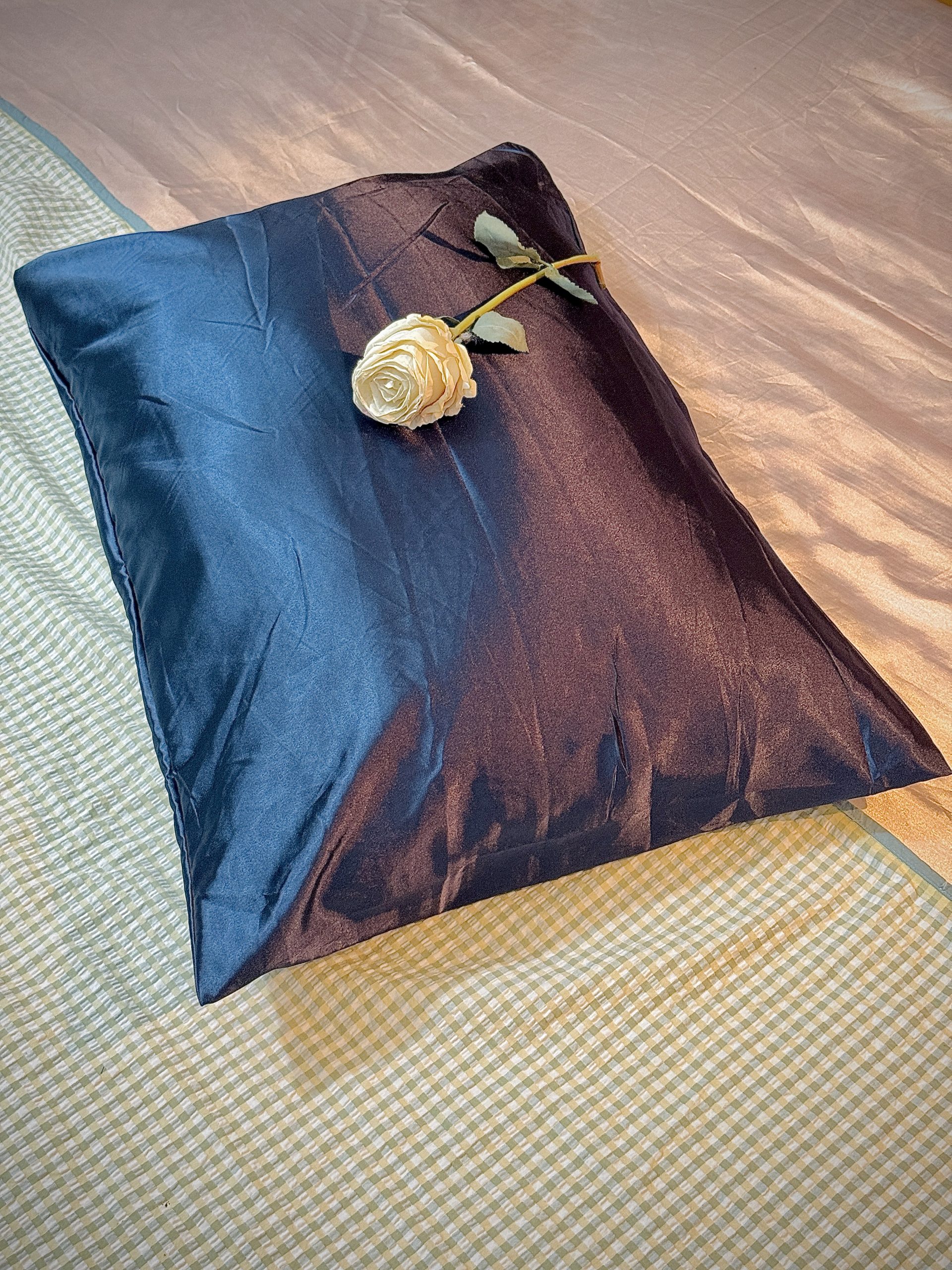 Satin silk pillowcase